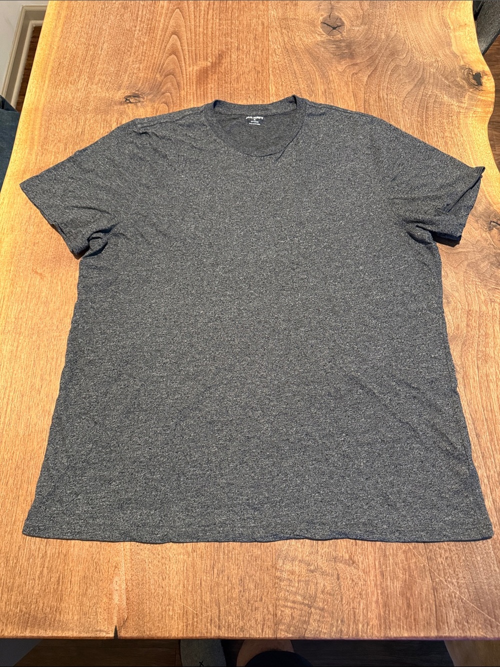 OLD NAVY V-Neck Tee - XL